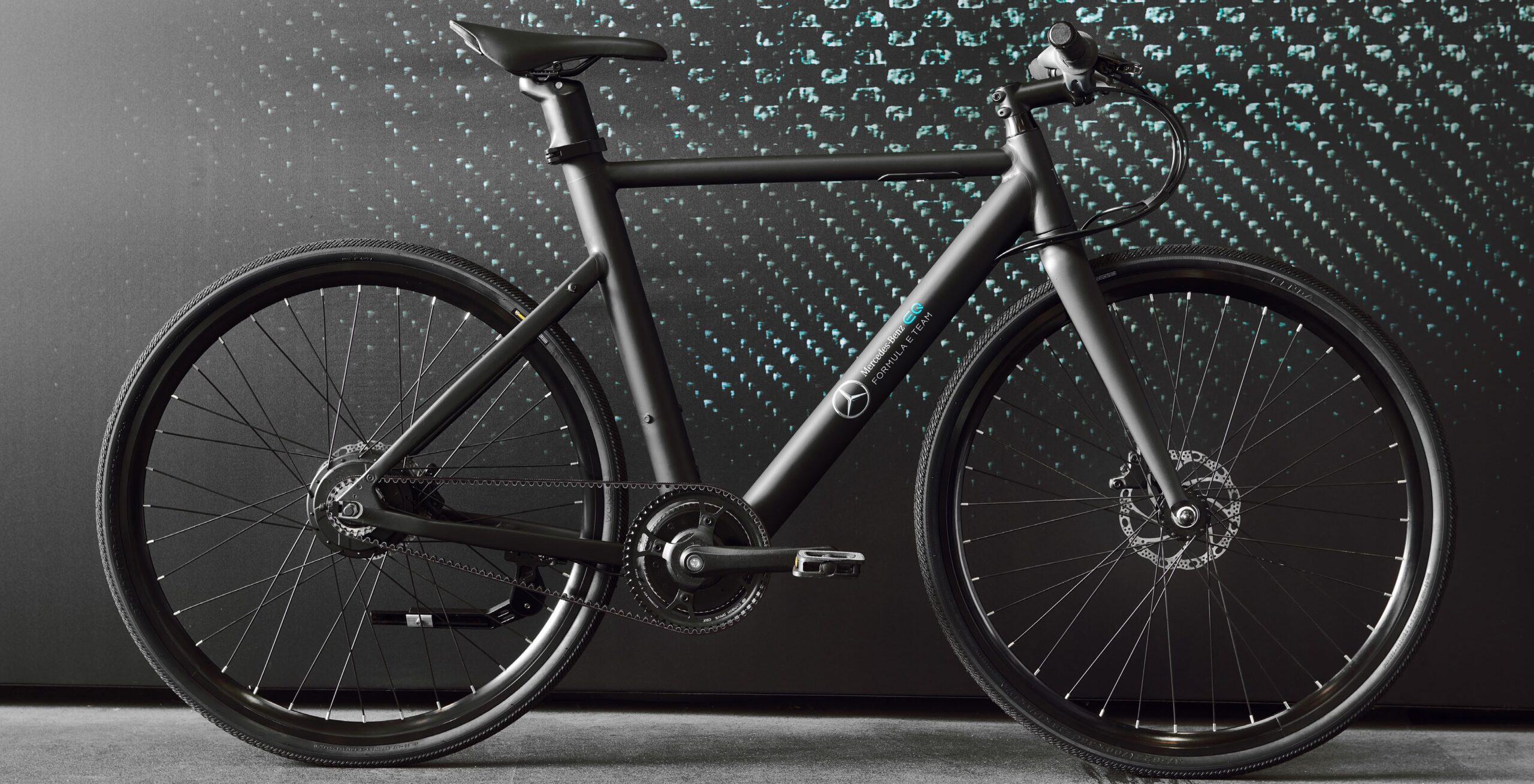 Nplus-bike-promo-2022-scaled